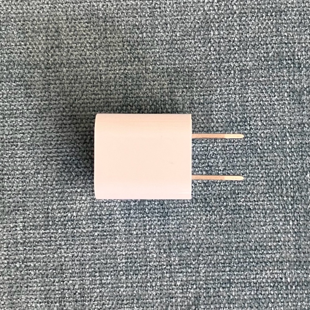 Gently Used Apple Charging Block